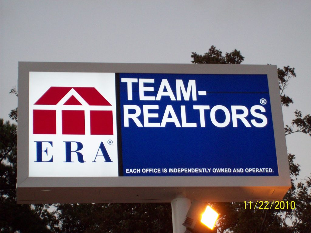 ERA Team Realtors - Pole Sign